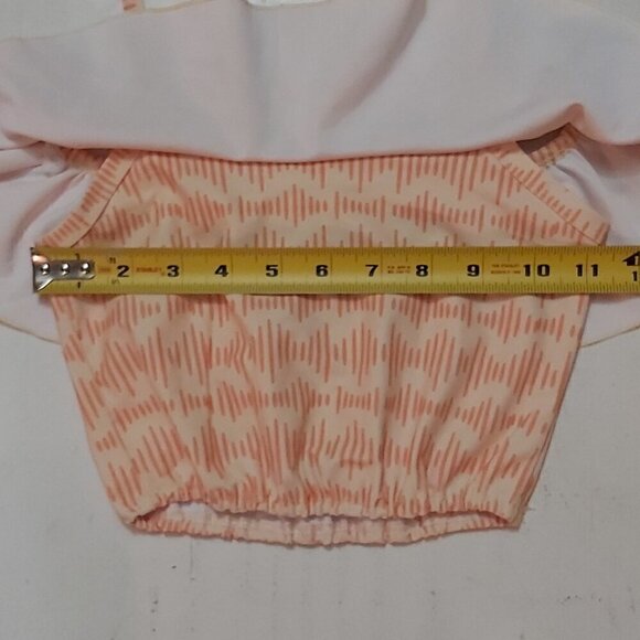 Zhi Xuan Tong Girls' Off-Shoulder Ruffled Bathing Suit Top – Floral Print - Picture 3 of 6